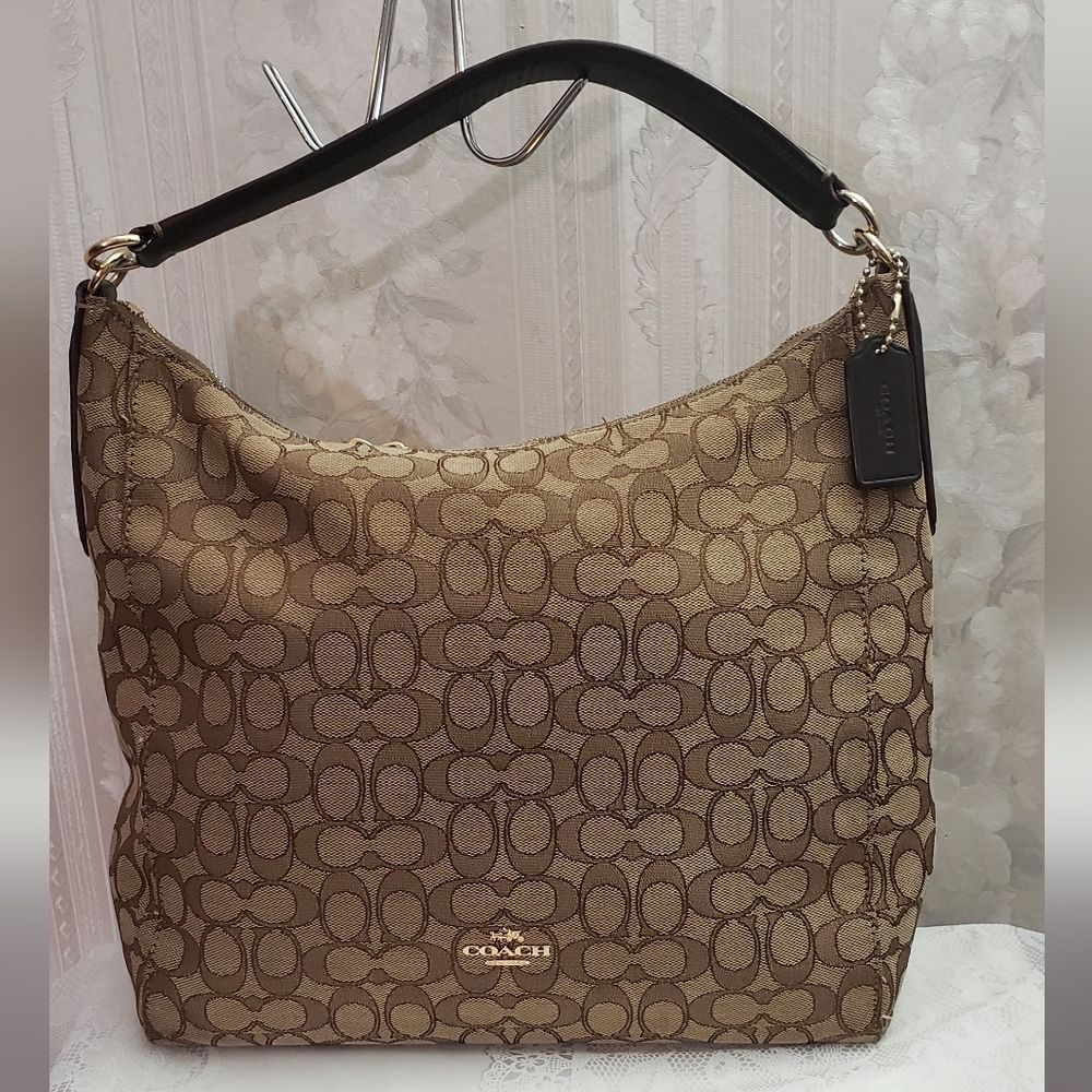 Coach Celeste Hobo Shoulder Bag F58327